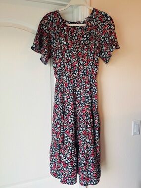 Reborn J -Floral Midi Dress in Navy Blue with Pink & White Flowers